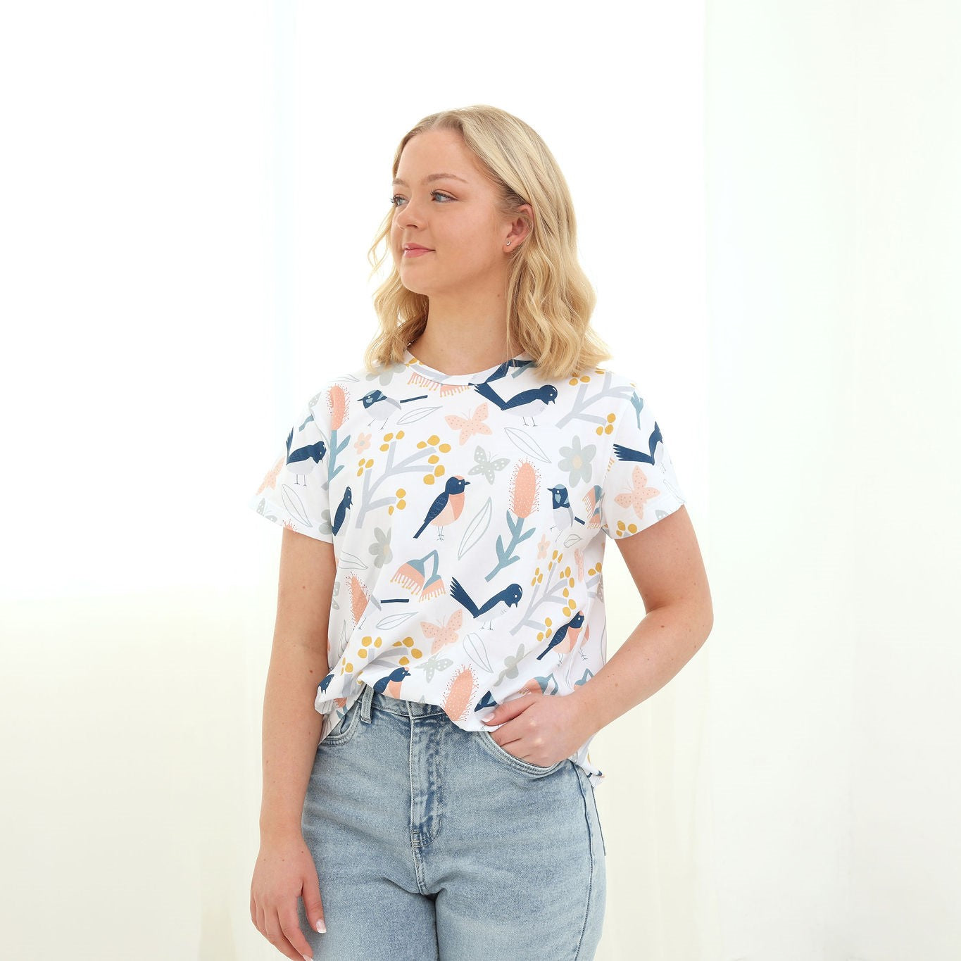 Birdy-Lou-Jane-womens-tshirt