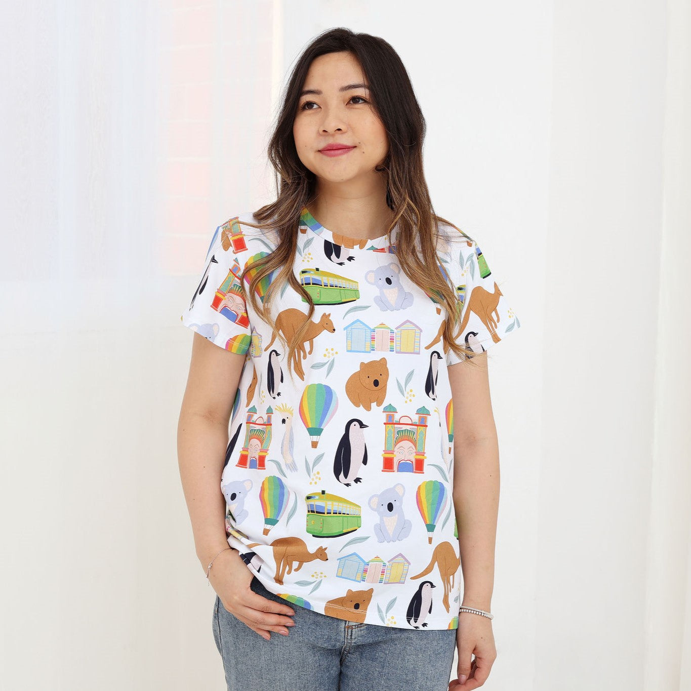pebble-and-poppet-melbourne-Christie-Williams-womens-adult-tshirt